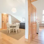 Superb Flat Cathedral & River View